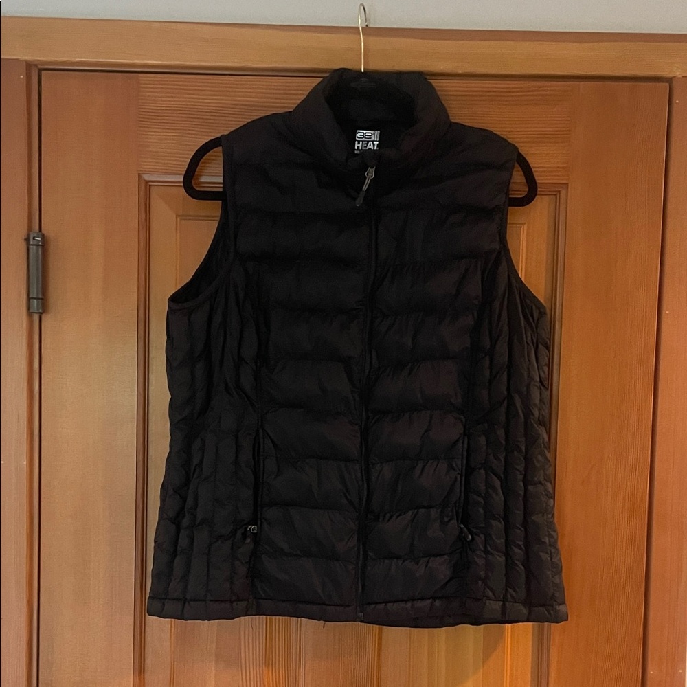 32 Degrees Women's Black Quilted Insulated Vest